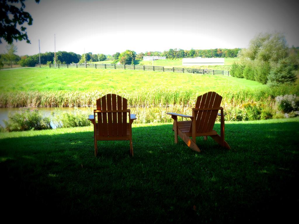 Heathcote Haven Bed & Breakfast Clarksburg Bagian luar foto